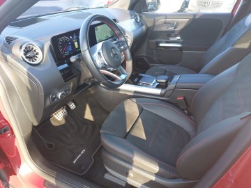 Mercedes-Benz  EQA 250 (foto 14)