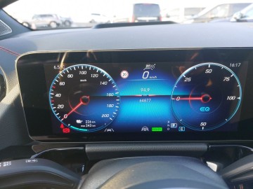Mercedes-Benz  EQA 250 (foto 16)