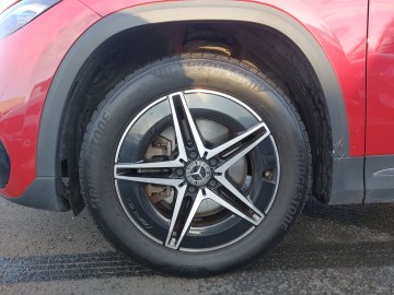 Mercedes-Benz  EQA 250 (foto 25)