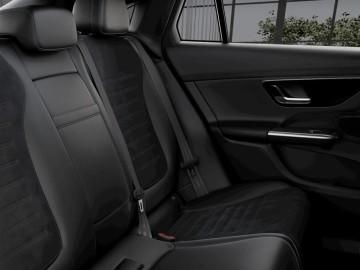 Mercedes-Benz GLC 300 de 4MATIC kupé s hybridní technologií EQ (foto 7)