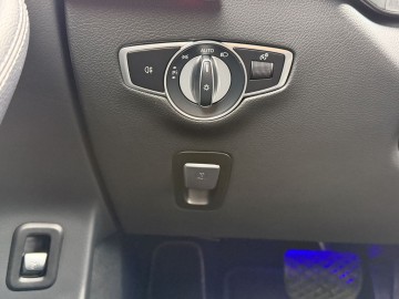 Mercedes-Benz EQC 400 4MATIC (foto 20)