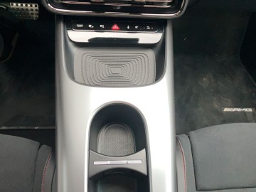 Mercedes-Benz CLA 250+ s technologií EQ (foto 19)