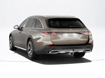 Mercedes-Benz E 450 d 4MATIC All-Terrain Edition 140 Years (foto 3)