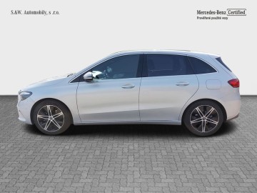 Mercedes-Benz B180d (foto 1)