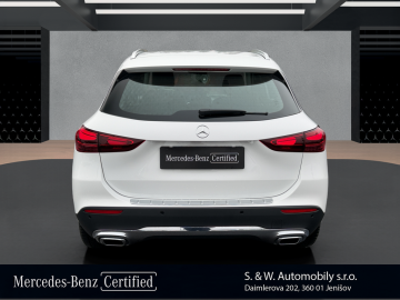 Mercedes-Benz GLA 180 d  (foto 5)