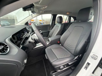 Mercedes-Benz GLA 180 d  (foto 26)