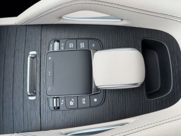Mercedes-Benz GLE 400d 4MATIC (foto 19)