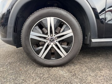 Mercedes-Benz GLE 400d 4MATIC (foto 25)
