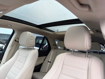 Mercedes-Benz GLE 400d 4MATIC (foto 26)