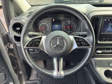 Mercedes-Benz Vito 116 CDI / Tourer Pro / L RWD (foto 17)