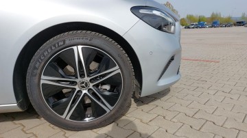 Mercedes-Benz B180d (foto 14)