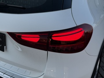 Mercedes-Benz GLA 220 GLA 220 4MATIC (foto 9)