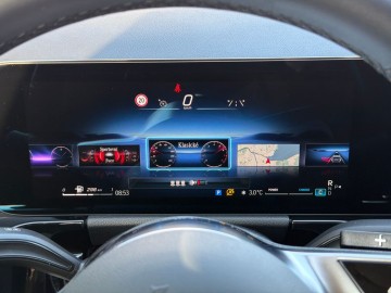 Mercedes-Benz GLA 220 GLA 220 4MATIC (foto 16)