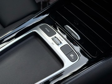 Mercedes-Benz GLA 220 GLA 220 4MATIC (foto 21)