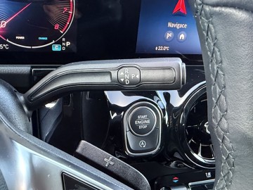 Mercedes-Benz GLA 220 GLA 220 4MATIC (foto 22)