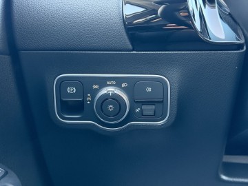 Mercedes-Benz GLA 220 GLA 220 4MATIC (foto 23)