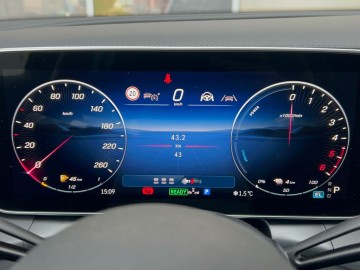 Mercedes-Benz GLC 300 de 4MATIC kupé (foto 16)