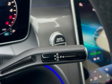 Mercedes-Benz GLC 300 de 4MATIC kupé (foto 19)