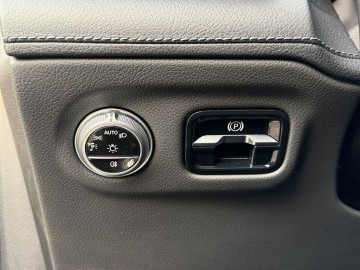 Mercedes-Benz EQS 450 4MATIC SUV Electric Art Edition (foto 20)