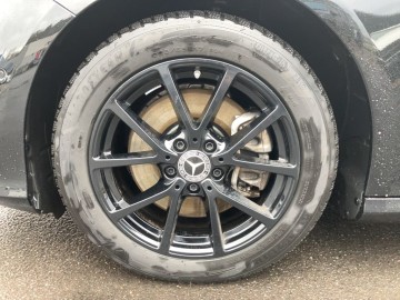 Mercedes-Benz CLA 250+ s technologií EQ (foto 25)