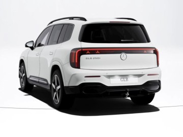 Mercedes-Benz GLB 250+  EQ (foto 3)