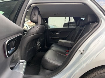 Mercedes-Benz C 200 4MATIC kombi (foto 13)