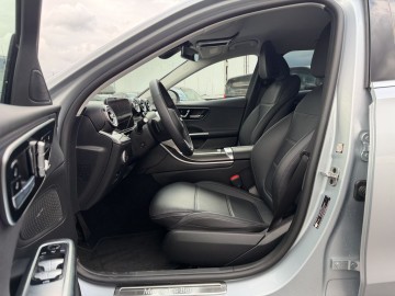 Mercedes-Benz C 200 4MATIC kombi (foto 14)