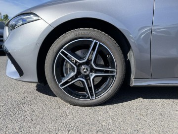 Mercedes-Benz A 250 e (foto 17)