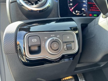 Mercedes-Benz A 250 e (foto 20)