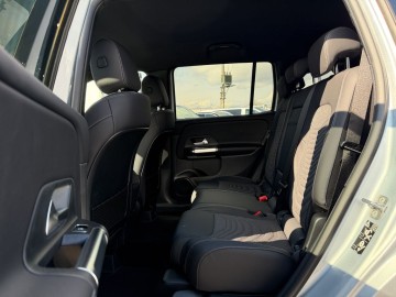 Mercedes-Benz GLB 200 d 4MATIC Progressive Edition (foto 12)