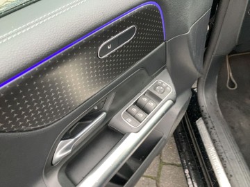 Mercedes-Benz B 200 d (foto 23)