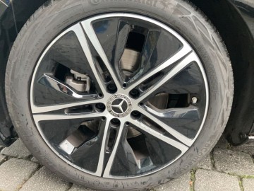 Mercedes-Benz B 200 d (foto 25)