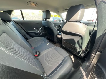 Mercedes-Benz CLA 180d SB (foto 28)