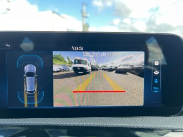 Mercedes-Benz CLA 180d SB (foto 31)