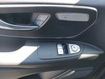 Mercedes-Benz Vito 119 CDI / Tourer Pro / L 4X4 (foto 23)