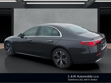 Mercedes-Benz E 220d 4Matic (foto 2)