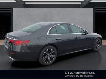 Mercedes-Benz E 220d 4Matic (foto 4)