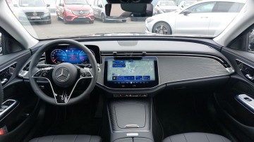 Mercedes-Benz E 220d 4Matic (foto 10)