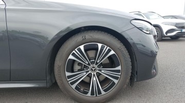 Mercedes-Benz E 220d 4Matic (foto 14)