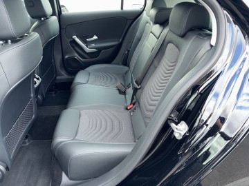 Mercedes-Benz A 200 d (foto 13)