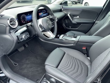 Mercedes-Benz A 200 d (foto 14)