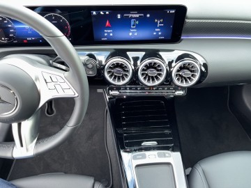 Mercedes-Benz A 200 d (foto 18)