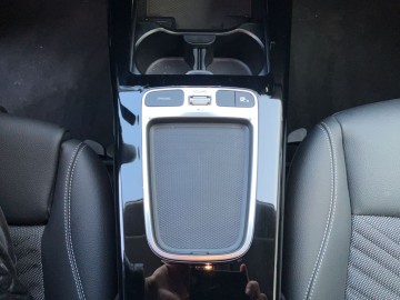 Mercedes-Benz CLA 180 d Shooting Brake (foto 19)