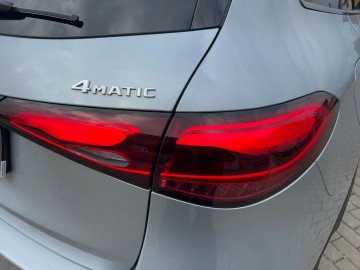 Mercedes-Benz GLC 220 d 4MATIC (foto 12)