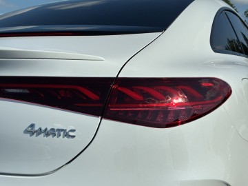 Mercedes-Benz EQE 350 4MATIC Electric Art Edition (foto 12)