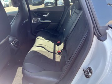 Mercedes-Benz EQE 350 4MATIC Electric Art Edition (foto 13)