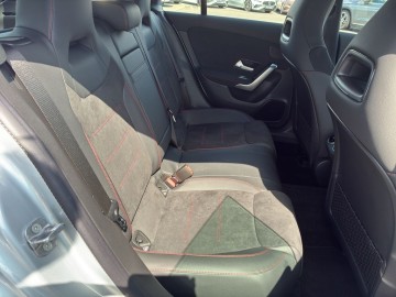 Mercedes-Benz CLA 200 d Shooting Brake  (foto 10)