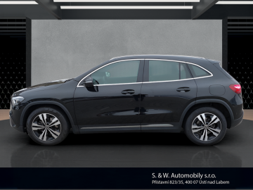 Mercedes-Benz GLA180d (foto 7)