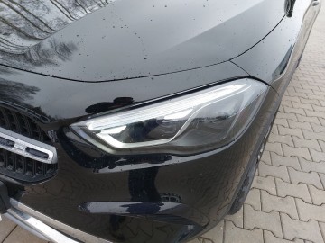 Mercedes-Benz GLA180d (foto 8)