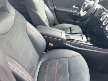 Mercedes-Benz CLA 200d Shooting Brake (foto 9)